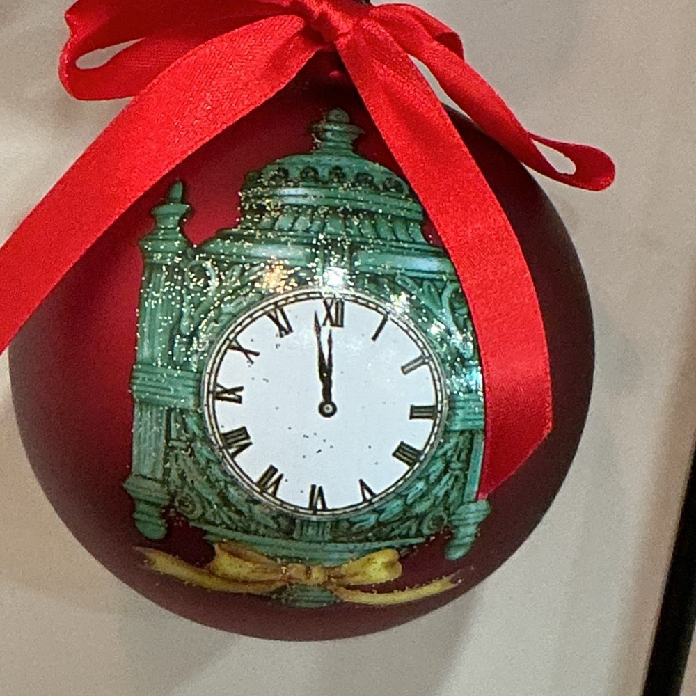 Marshall Fields Clock Christmas Ornament  Chicago 2013 Blown Glass Red
